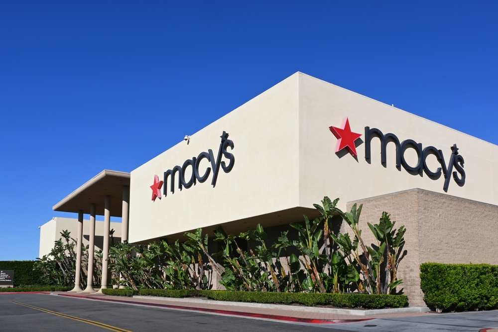 Un dipendente contabile di Macy’s avrebbe nascosto 154 milioni di dollari di spese