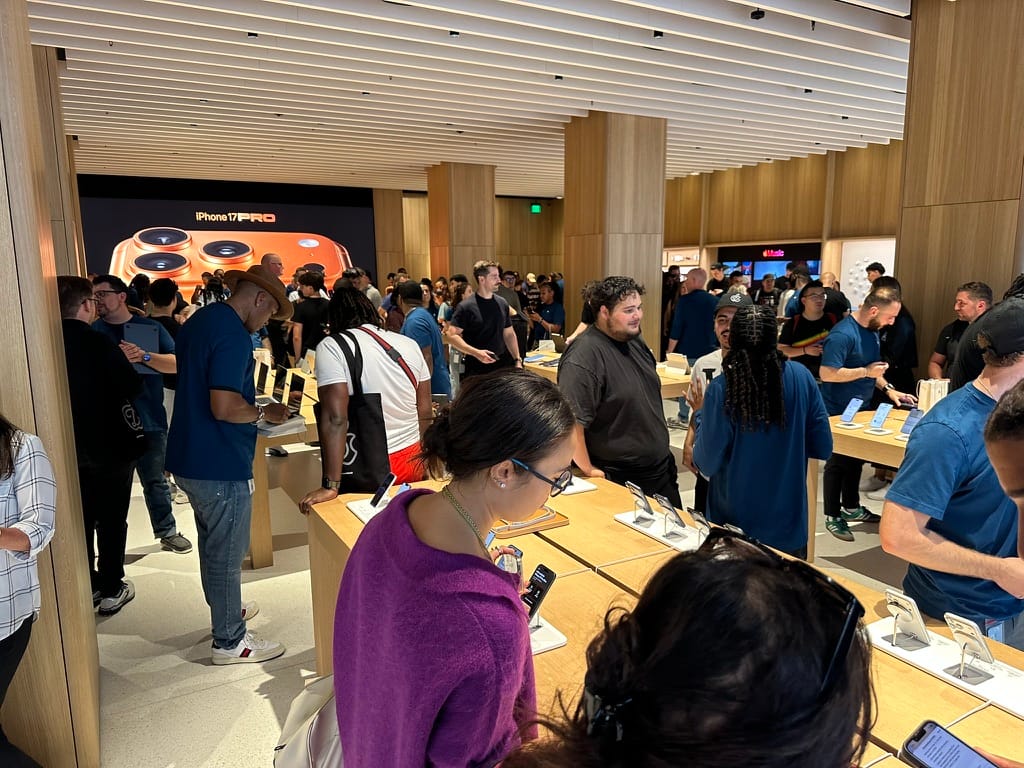Il nuovo Apple Store di Detroit